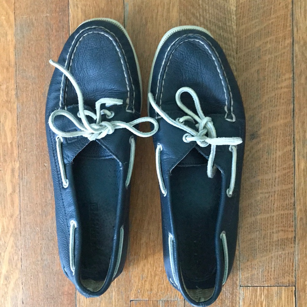 Navy Sperry Top-Sider Boat Shoes Women’s 8.5